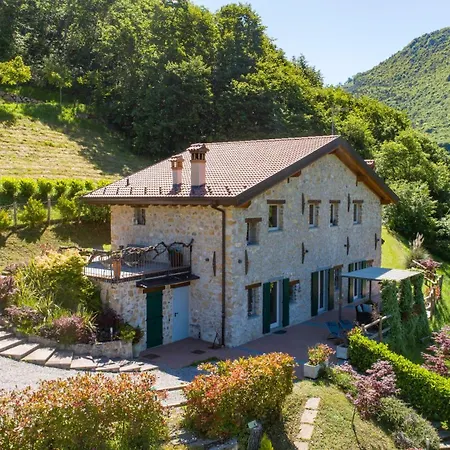 Farm stay Casarai